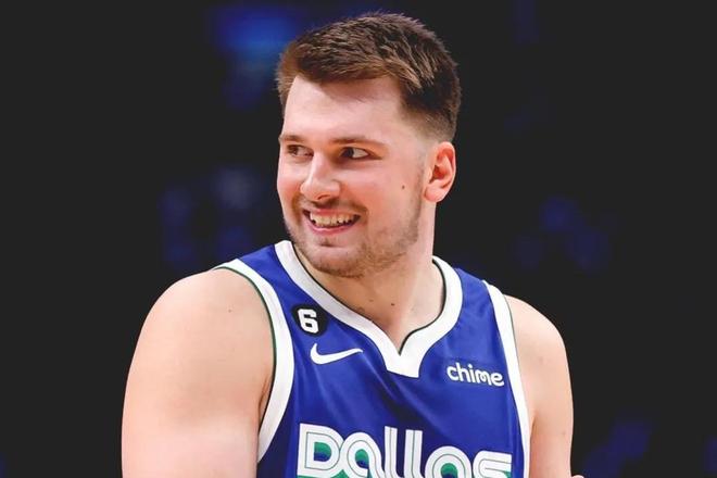 但细腻的手 但细腻的手